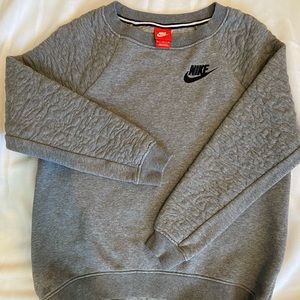 Nike Quilted Sportswear Rally Fleece Crewneck